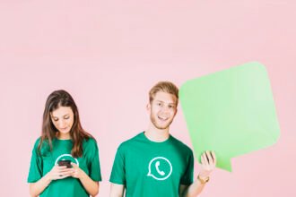 WhatsApp Adds AI