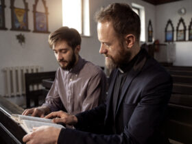 Cristher Overview Simple, Clear & Informative